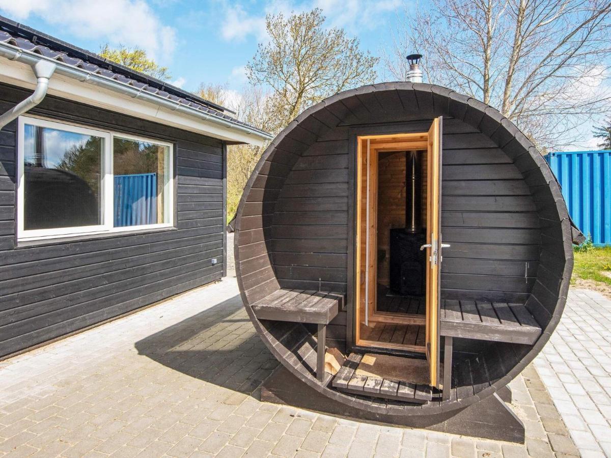 16 Person Holiday Home In R M Рёмё-Киркебю Экстерьер фото